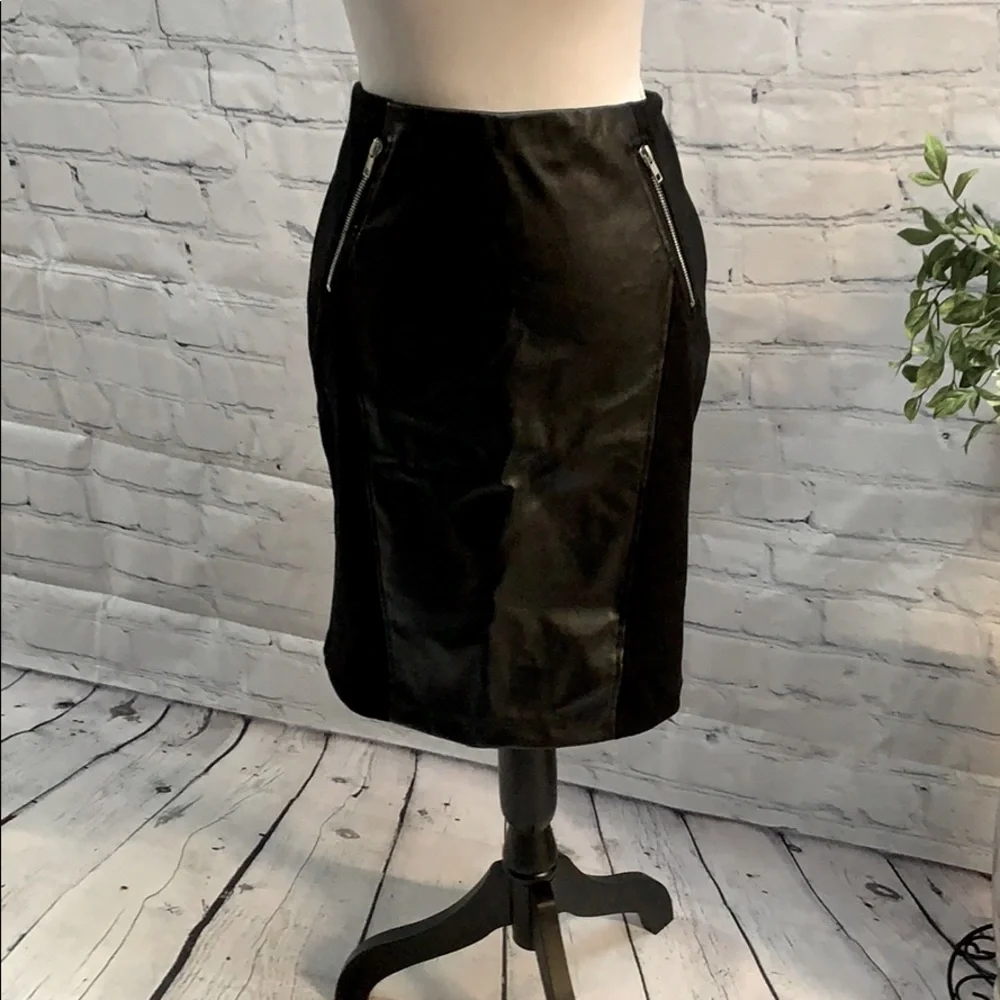 Chelsea & Theodore Faux Leather Detail Skirt-10